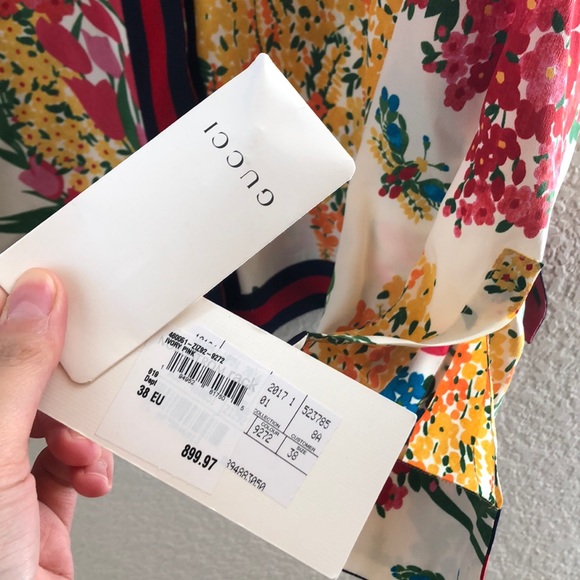 Authentic Gucci floral shirt button front blouse - Picture 6 of 16